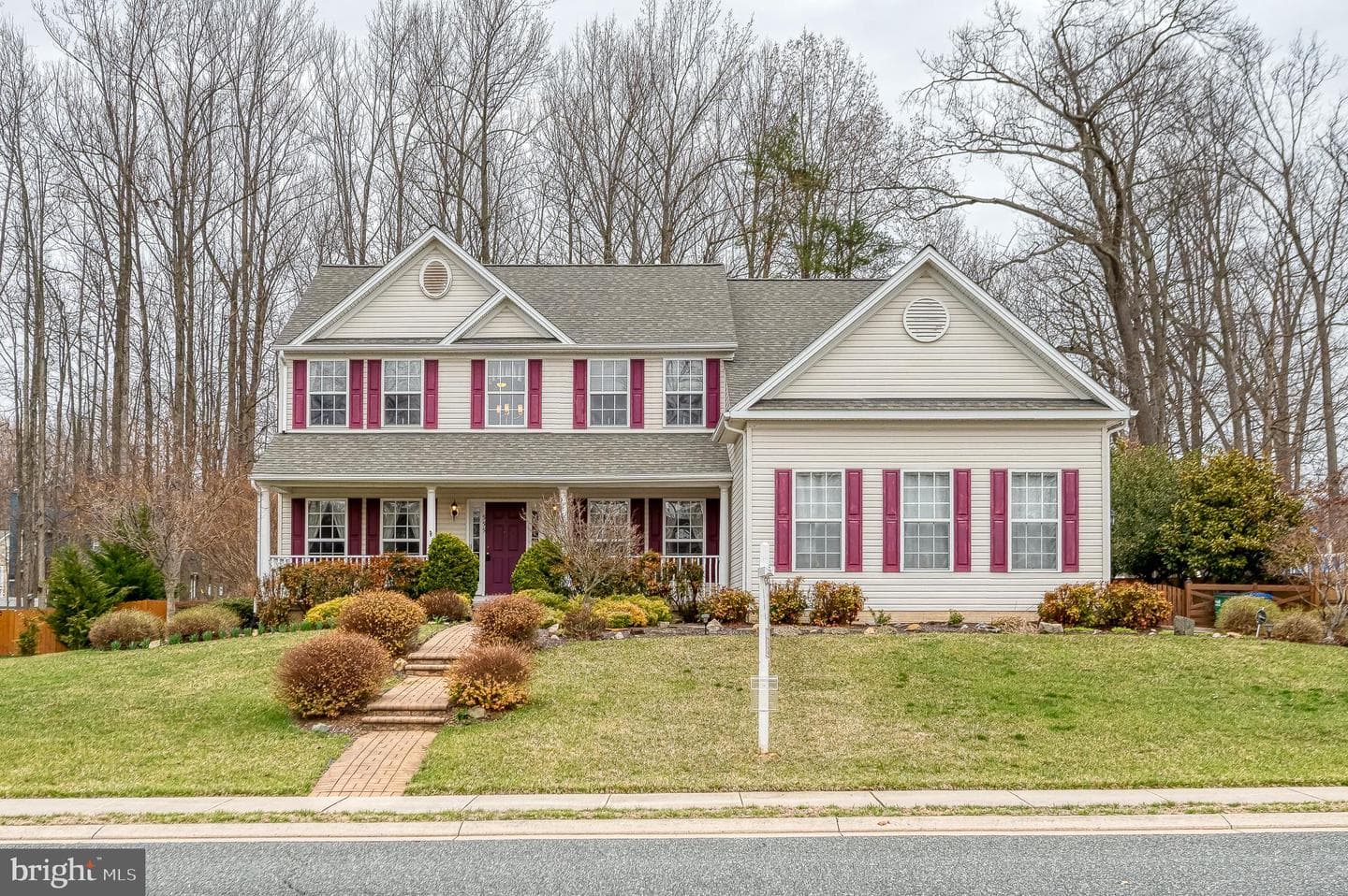 555 Beards Hill Road photo 1