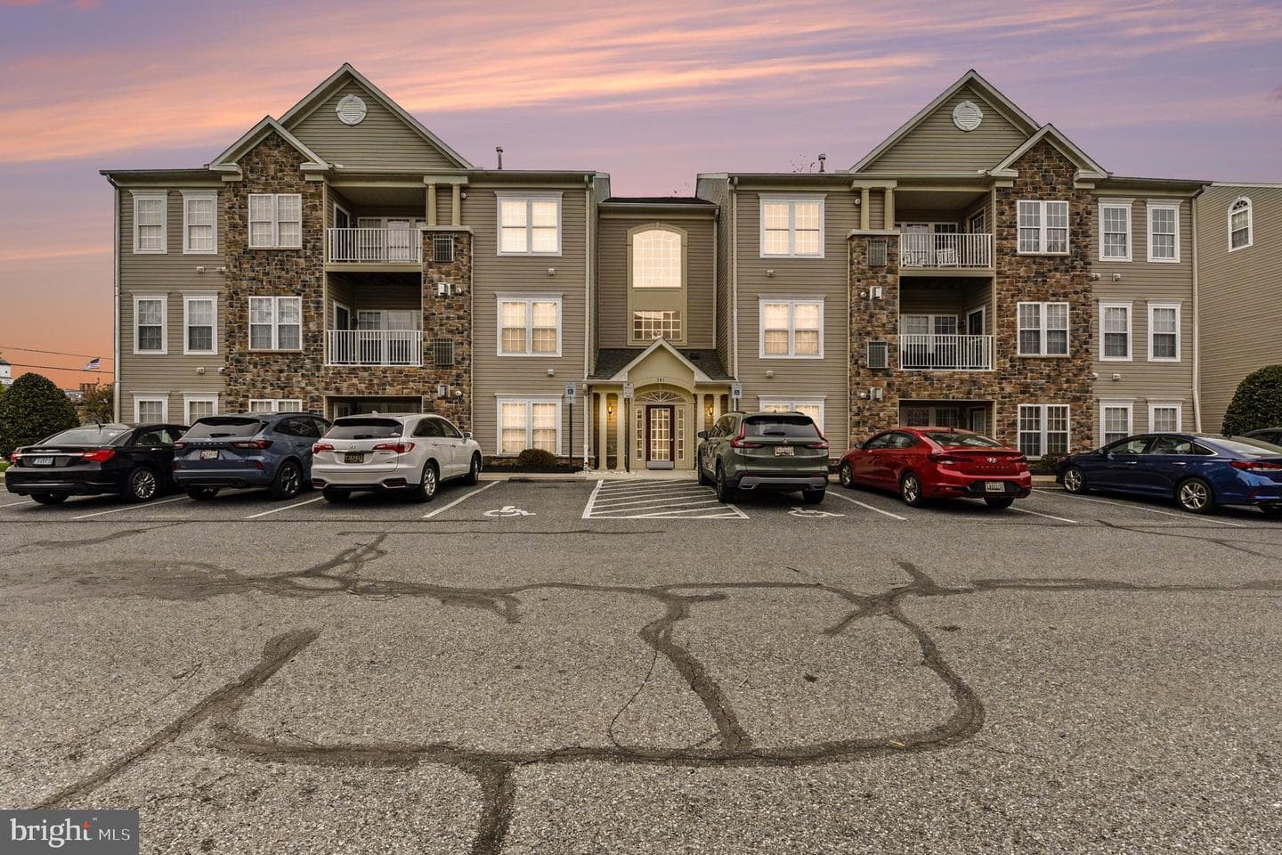 101 Nichols Street #6f