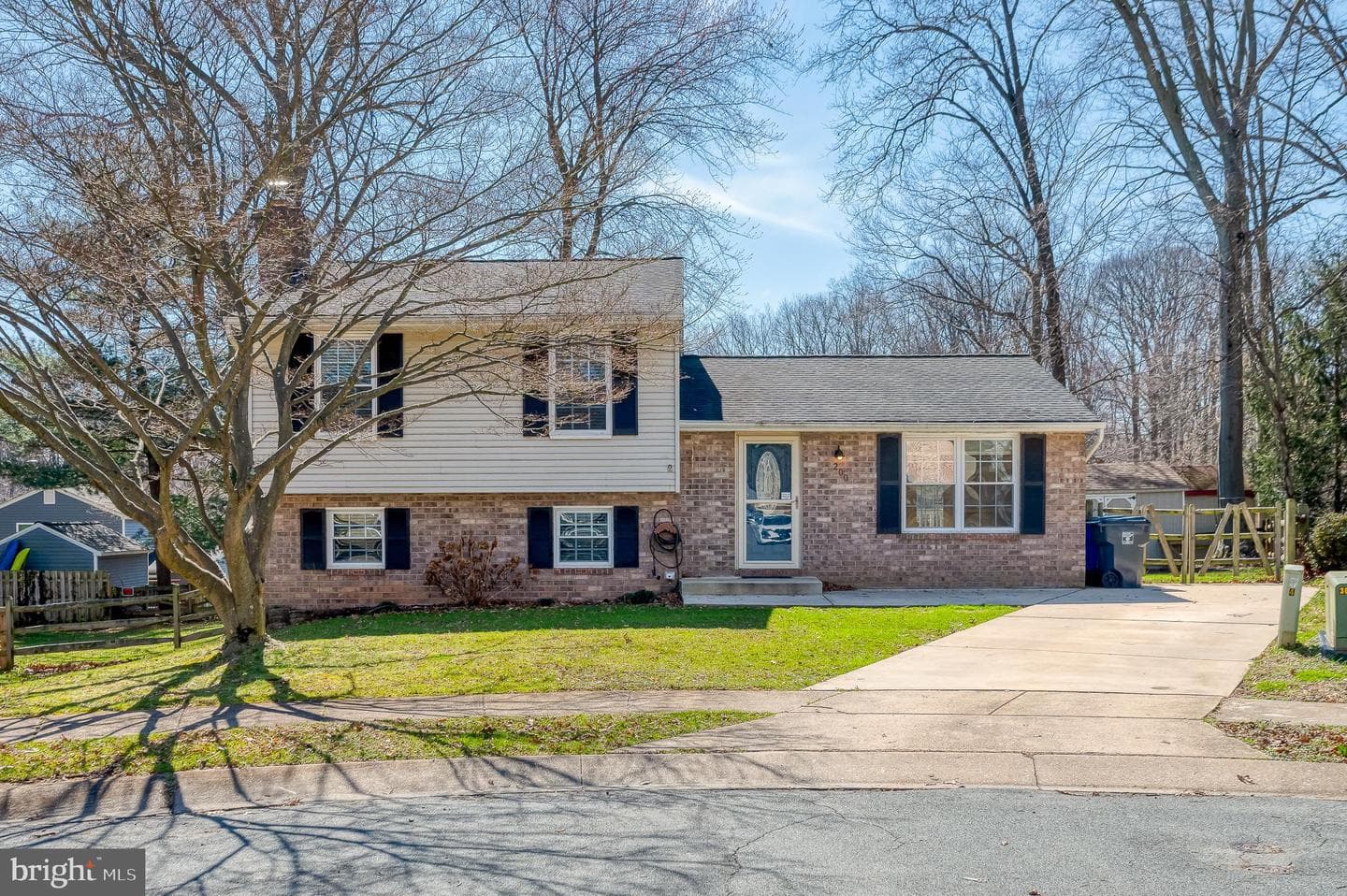 200 Wood Valley Court photo 1