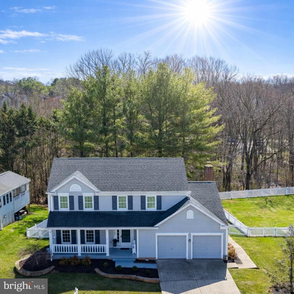 1002 Barrymore Drive photo 1