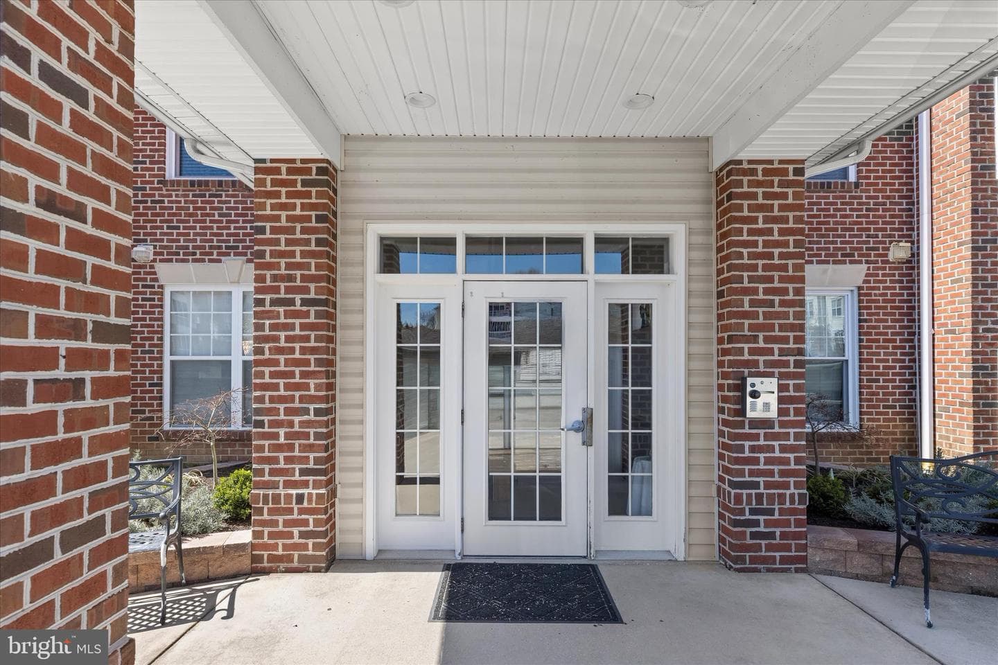 311 Tiree Court #202
