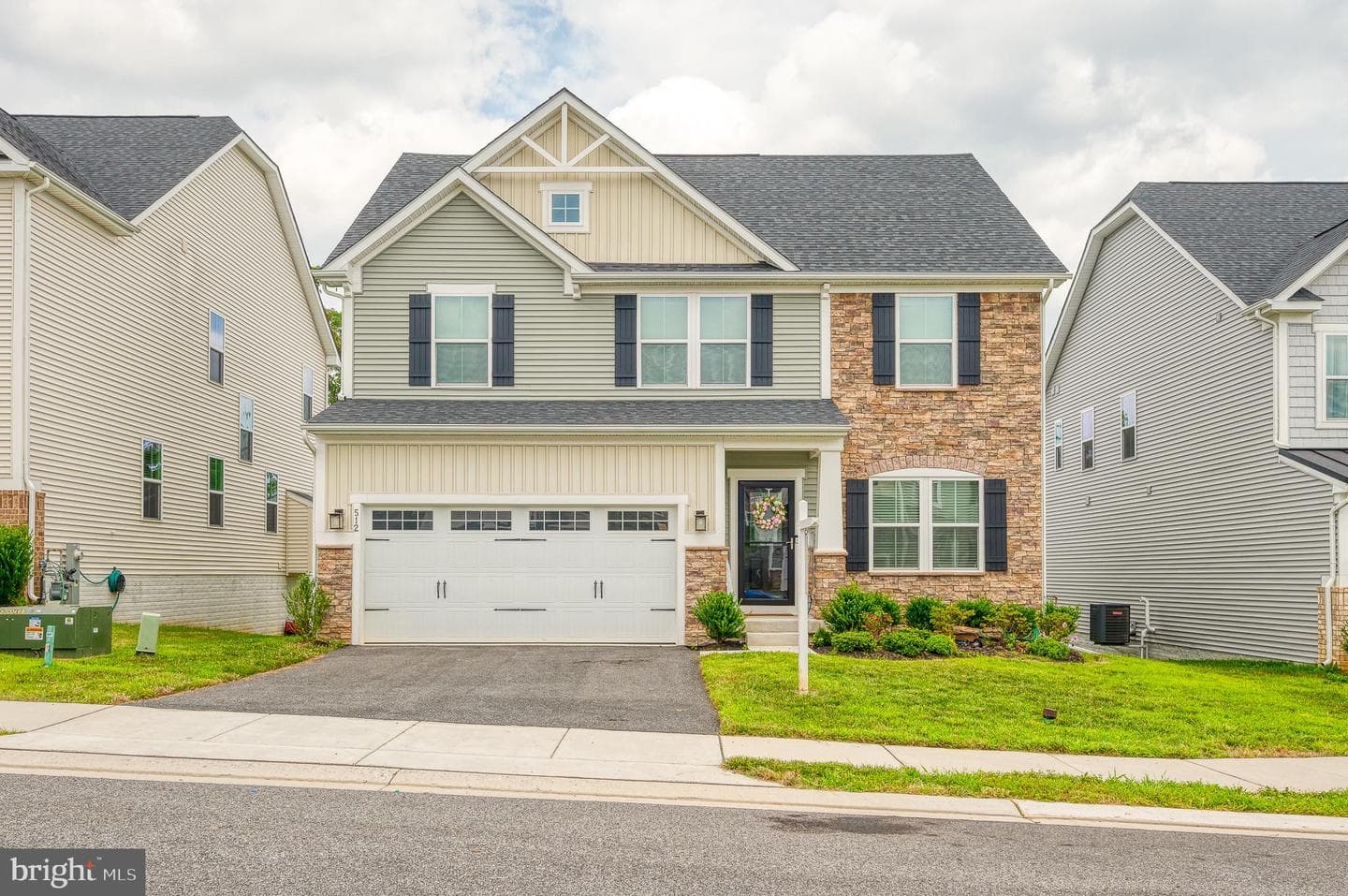 512 Dusk View Drive