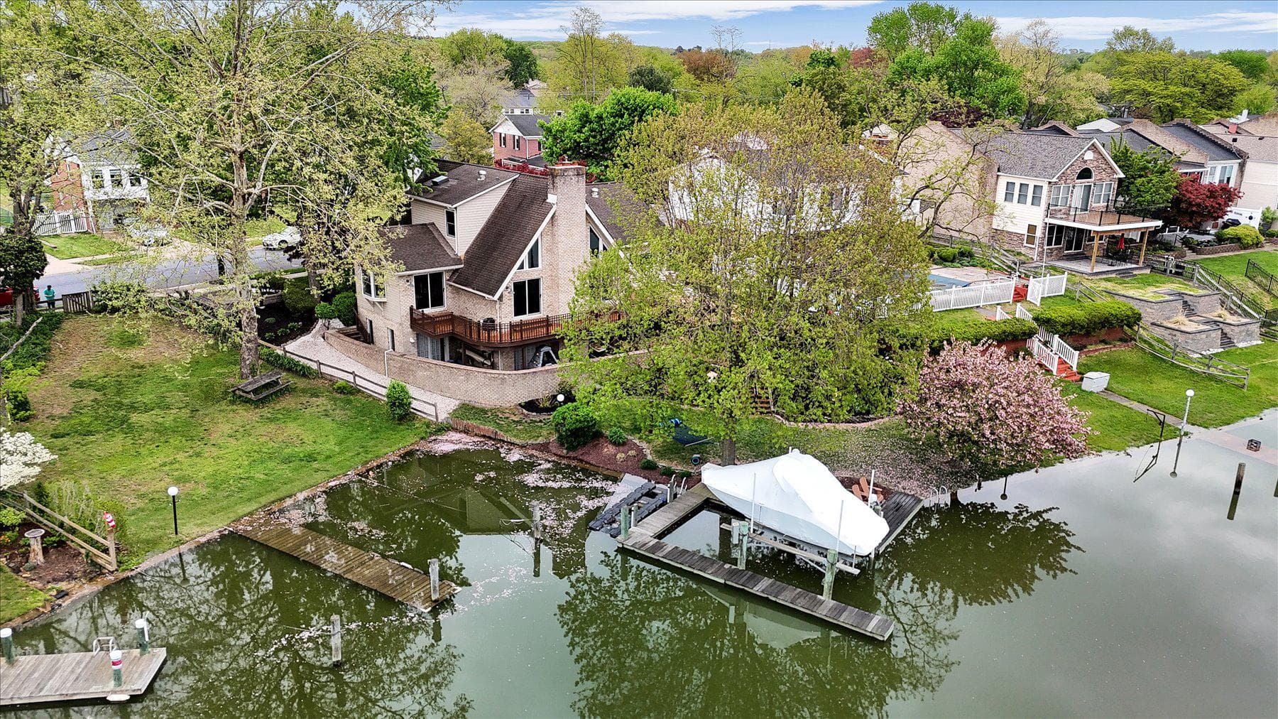 562 Anchor Drive