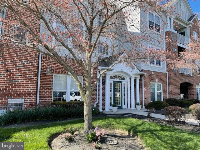 109 Sunshine Court #a photo 1
