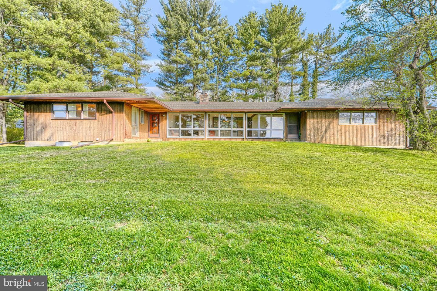 2807 Pocock Road photo 1