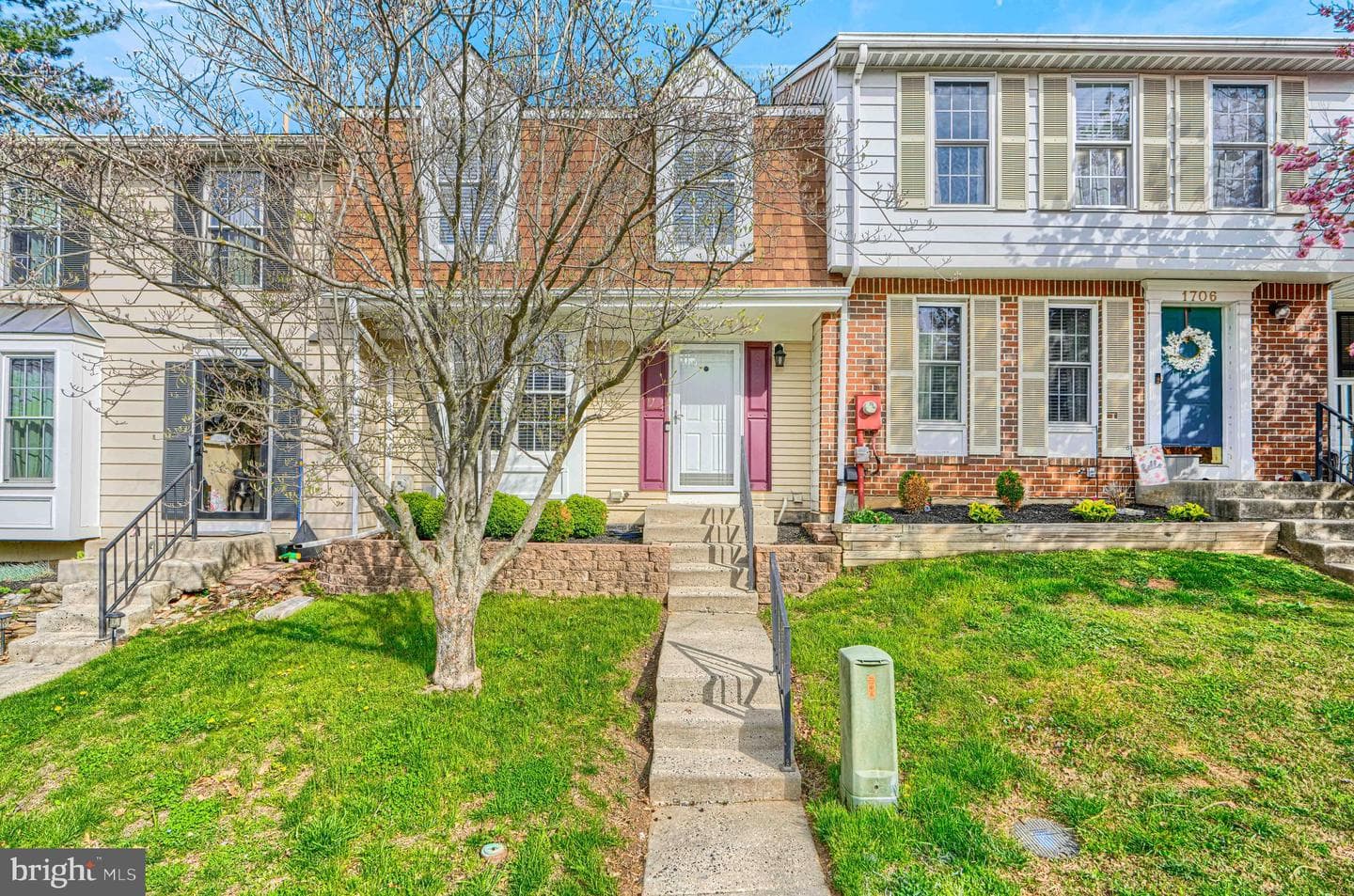 1704 Beechbank Way photo 1