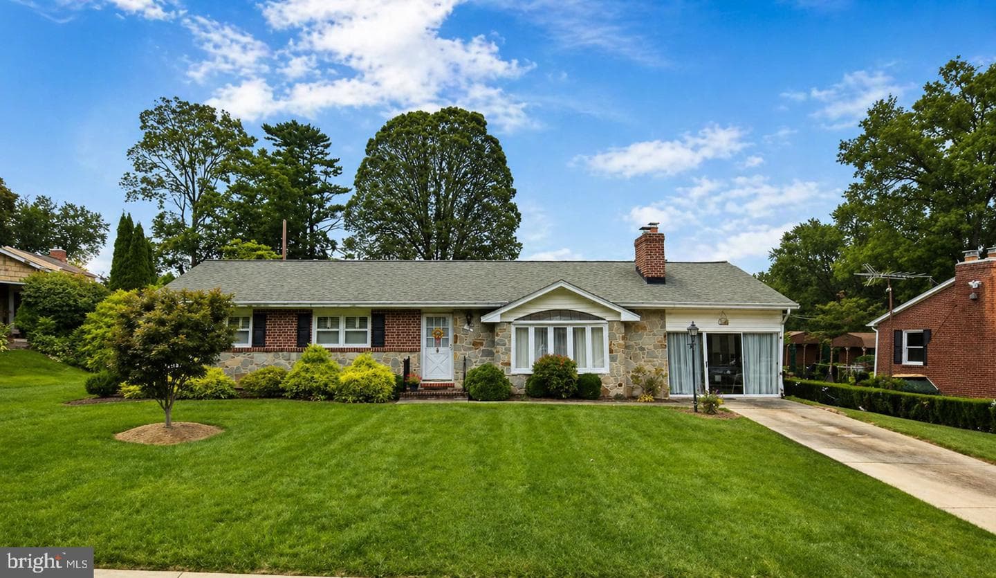 13 Hunter Drive photo 1