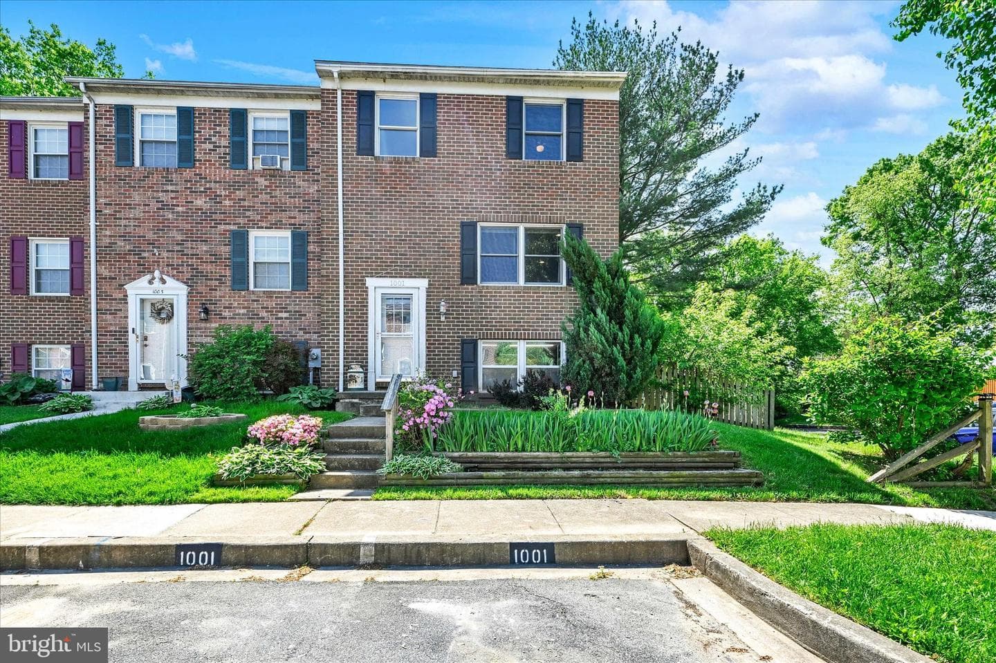 1001 Lake Front Drive