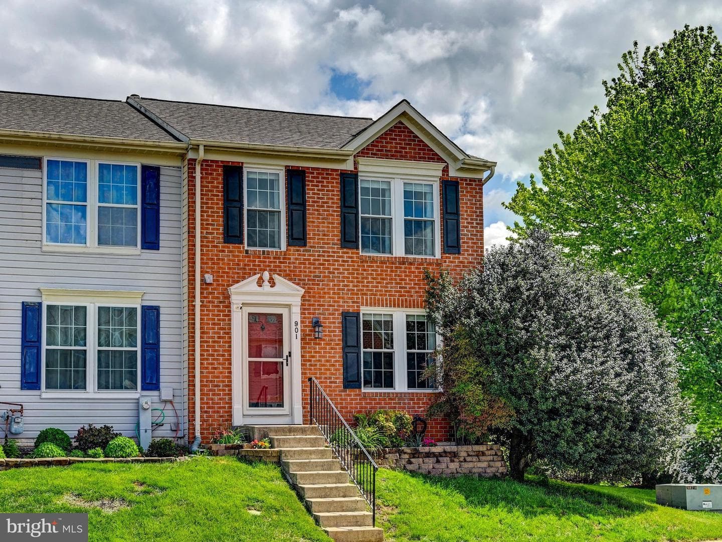 901 Felicia Court
