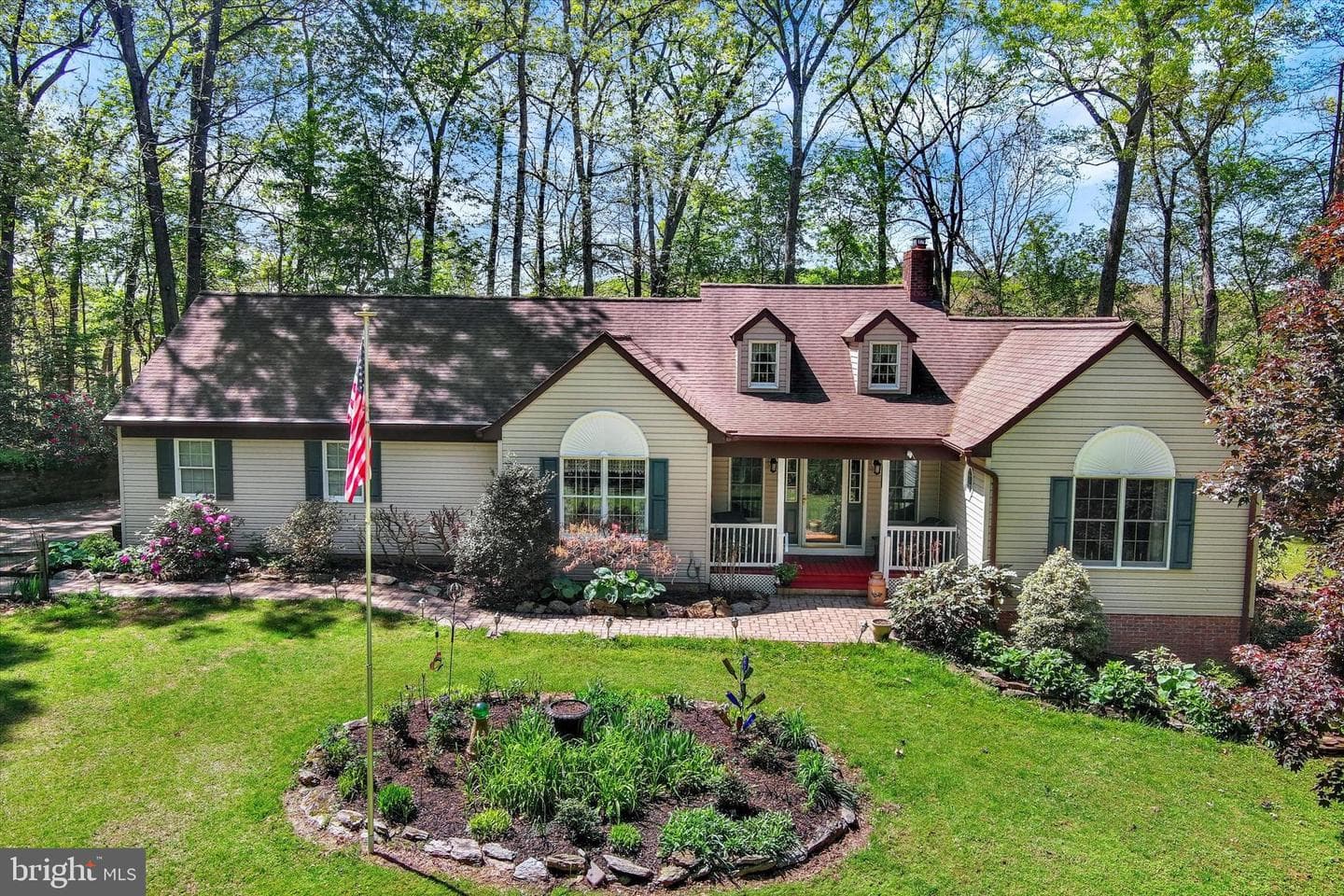 3213 Green Road, White Hall