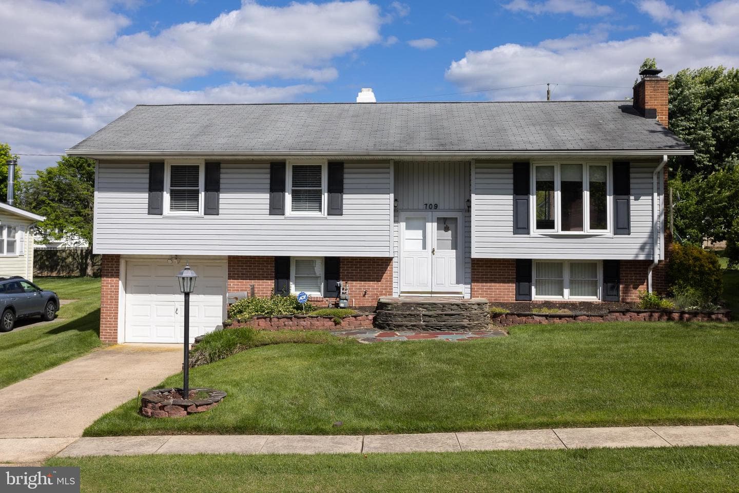 709 Bayberry Road