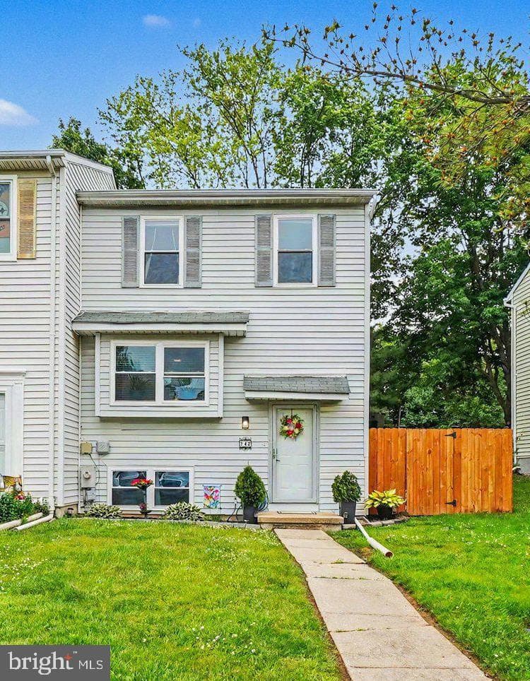 743 Custis Street