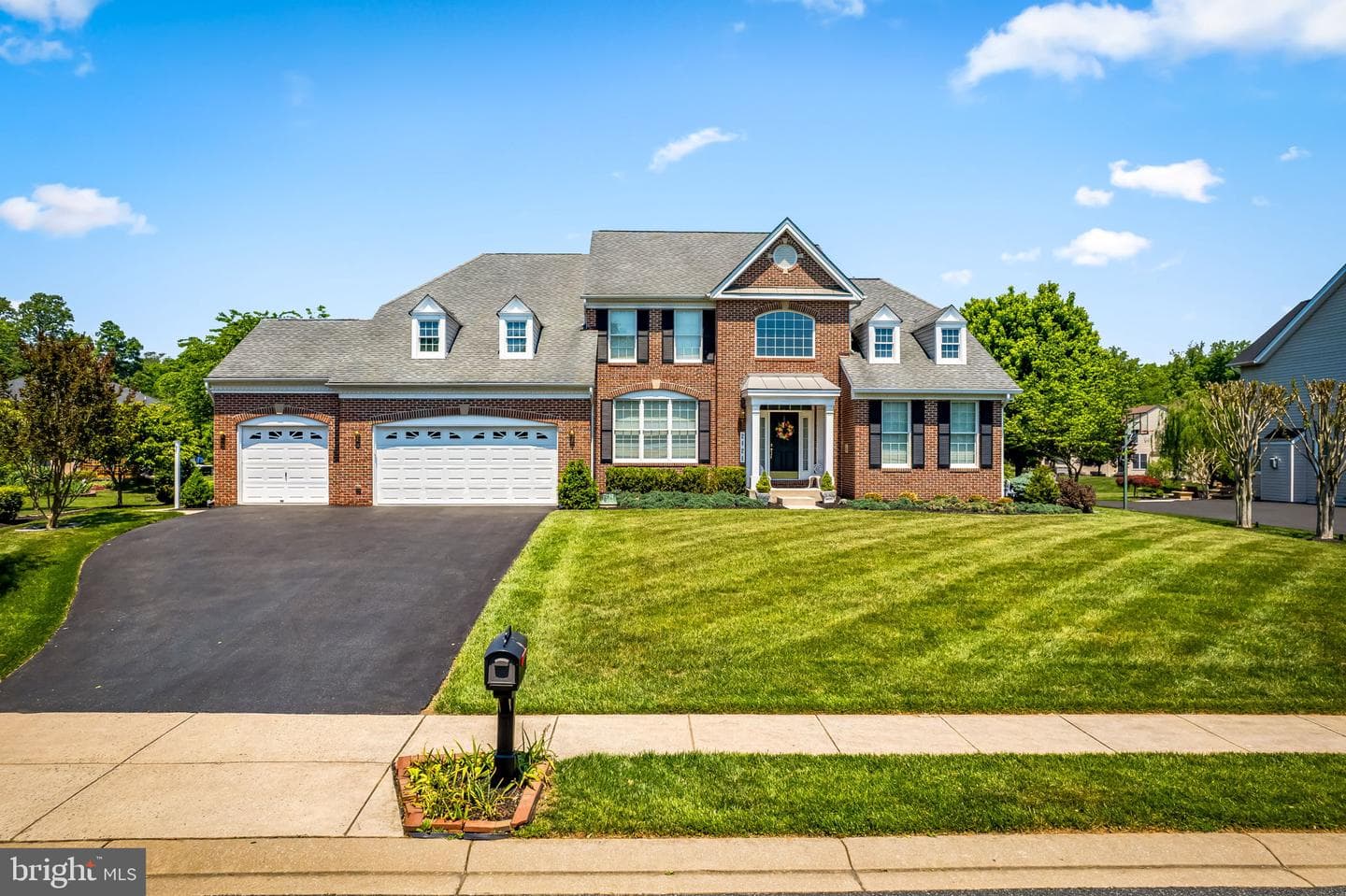 2121 Overlook Court