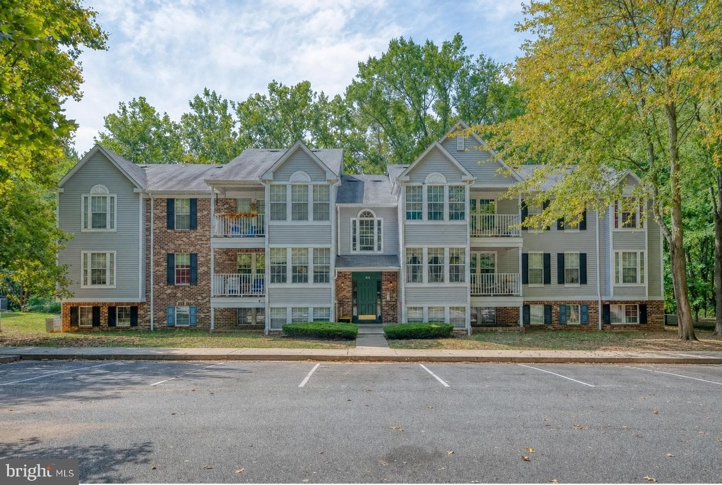 1006 Markham Court #1006-L