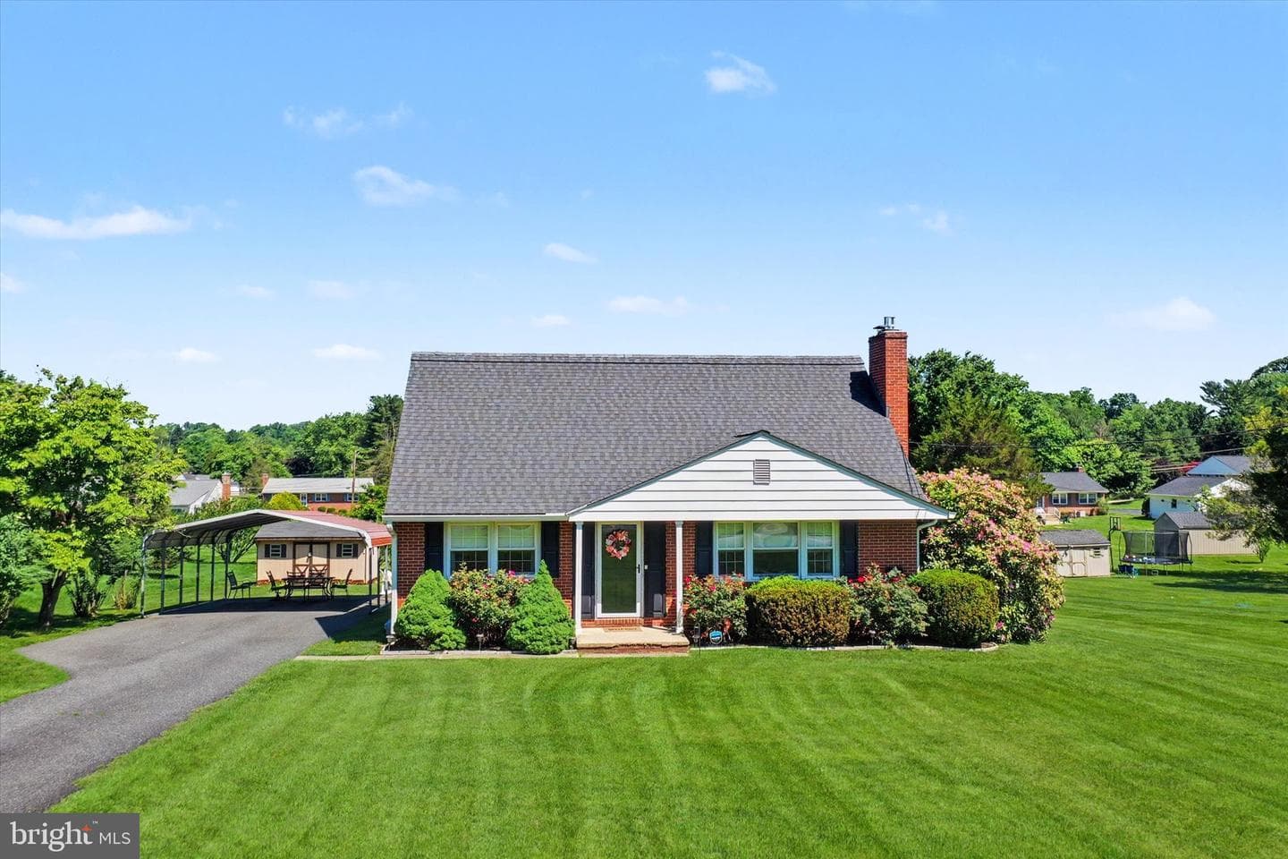 406 Plumtree Road