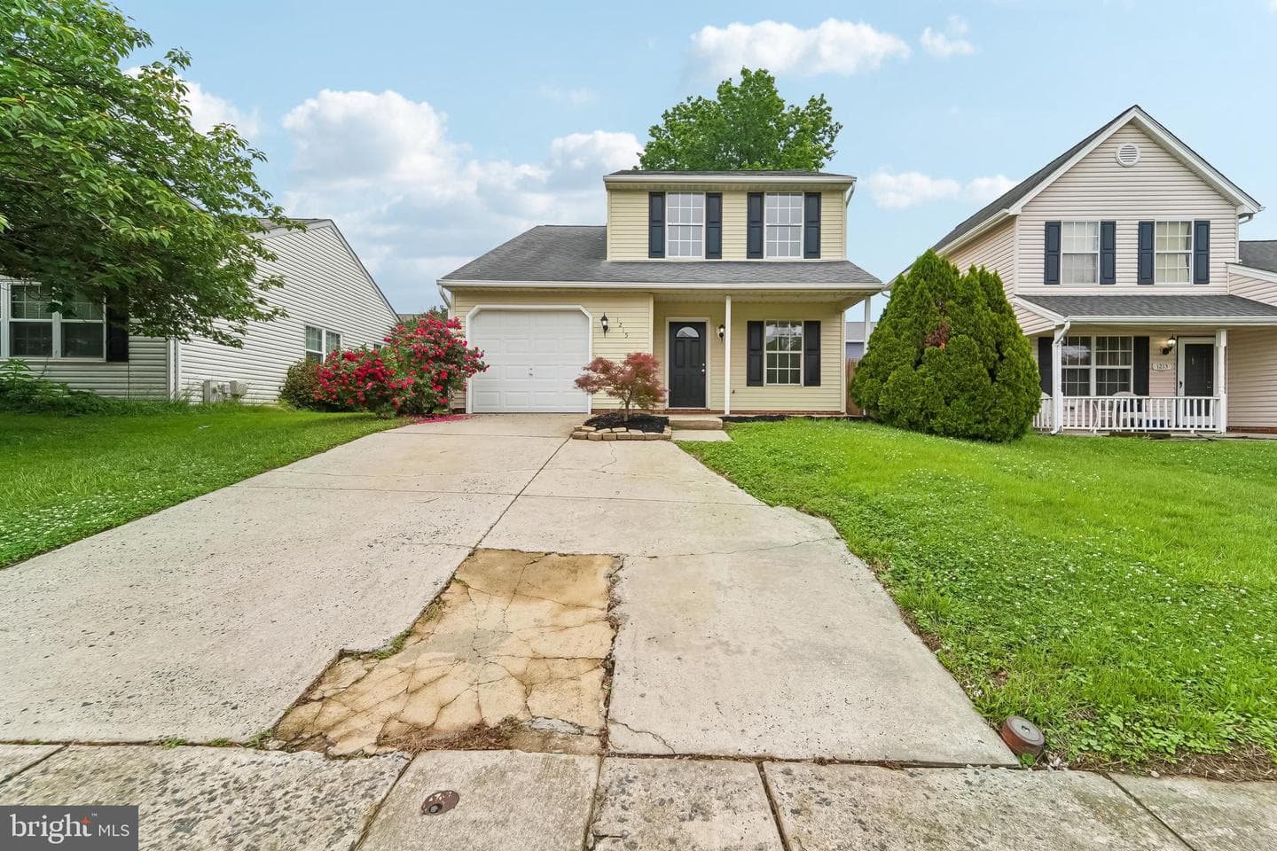 1215 Ashmead Square
