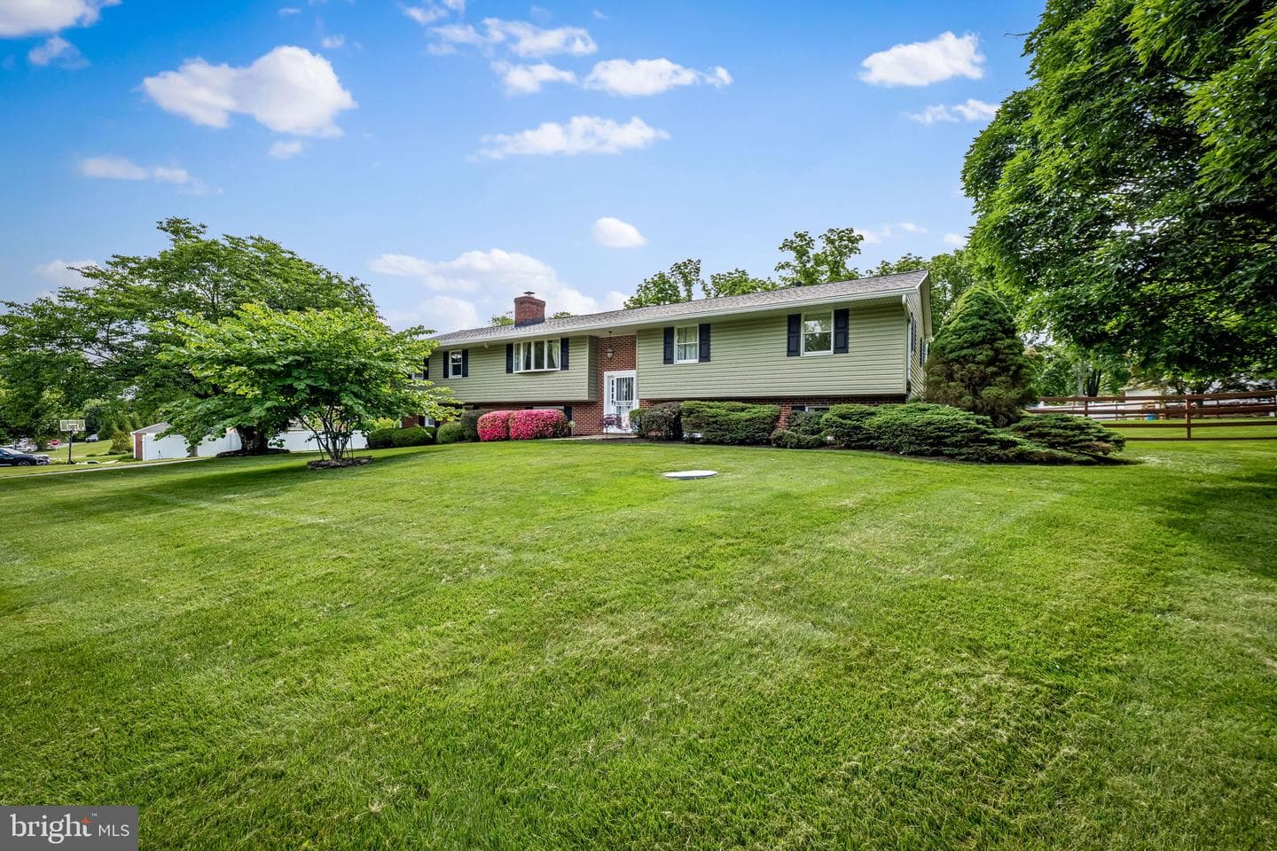 1305 Terry Way