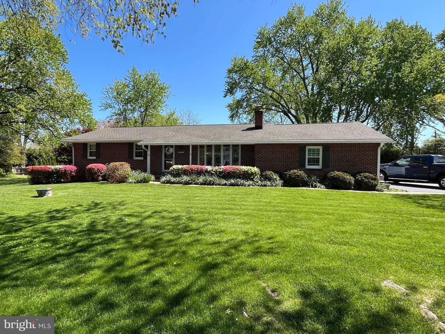 911 Shelburne Road