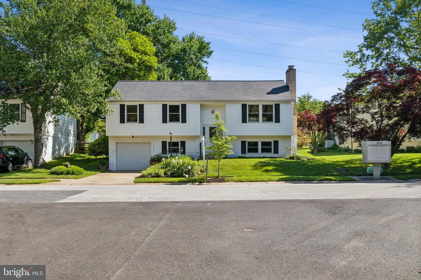 6401 Windharp Way photo 1