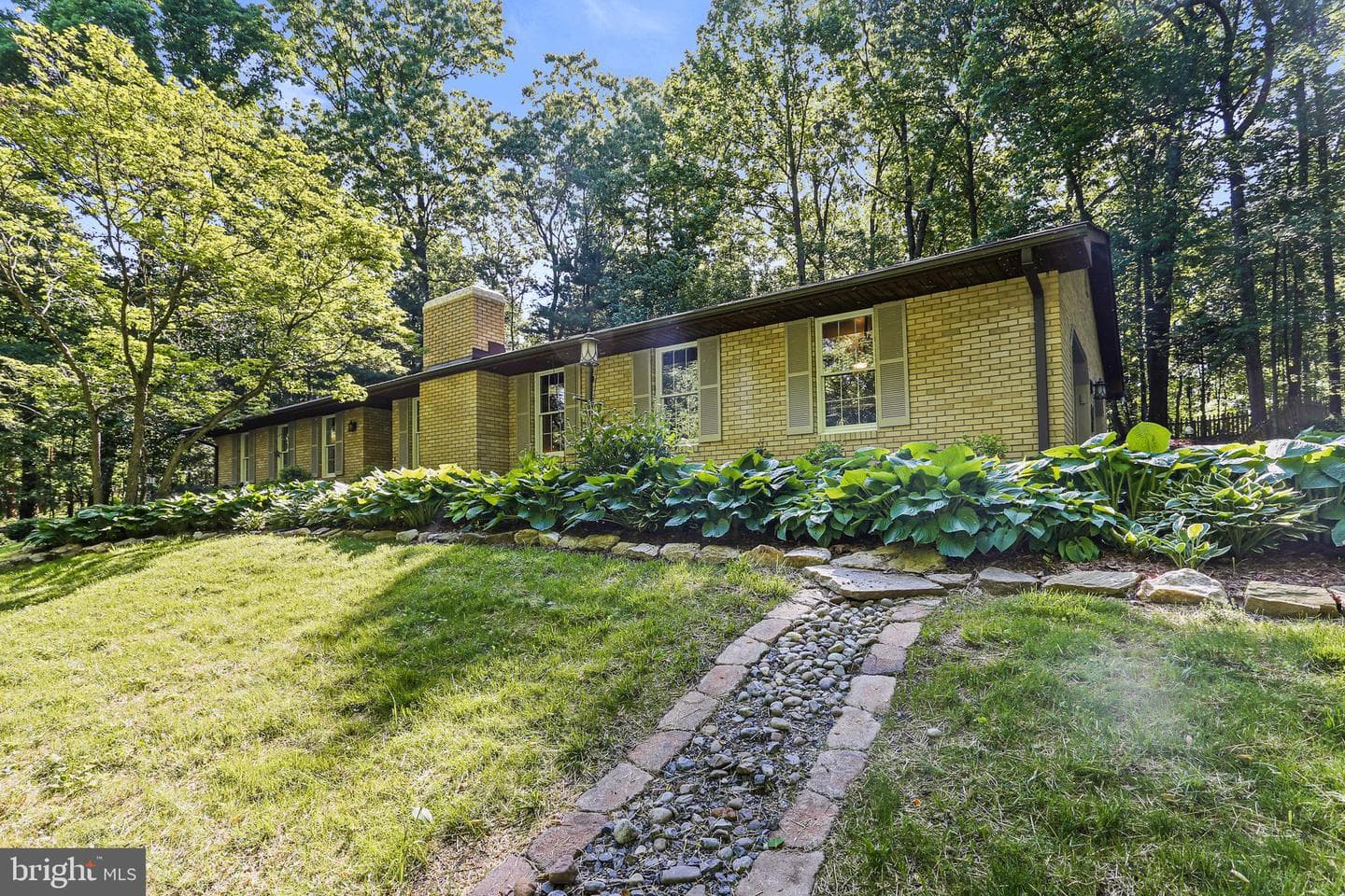 3553 Lakeway Drive photo 1