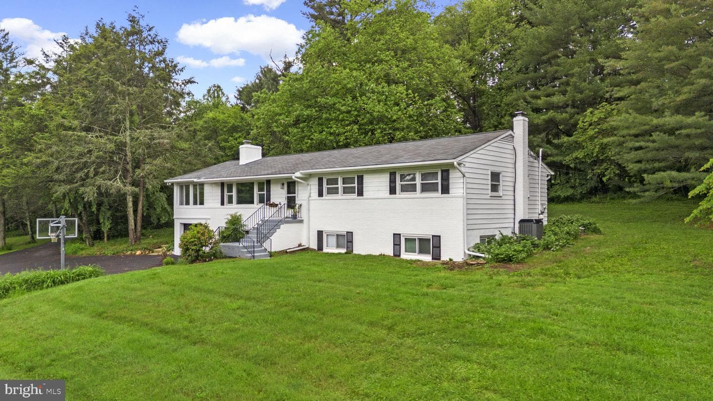 14340 Triadelphia Mill Road photo 1