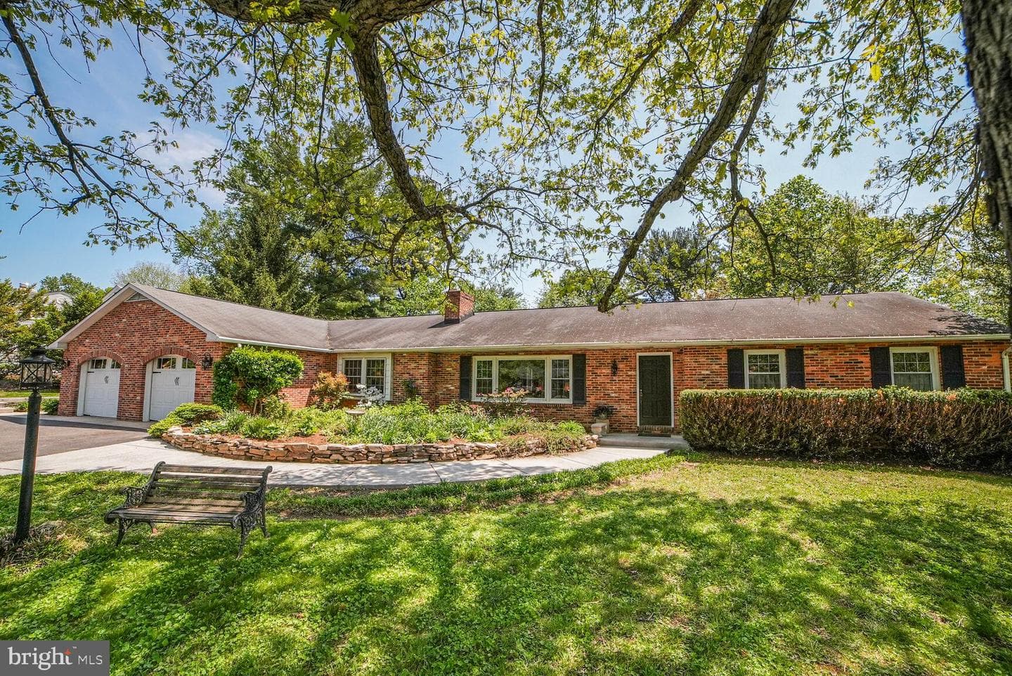 7549 Cherry Tree Drive photo 1