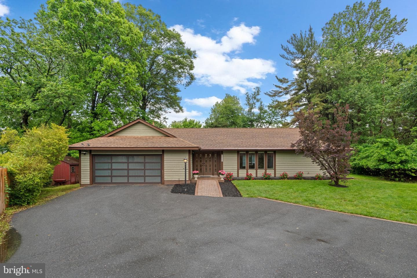 6115 Oakland Mills Road photo 1