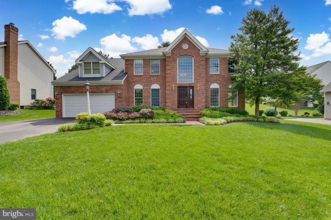 2906 Mount Snow Court photo 1