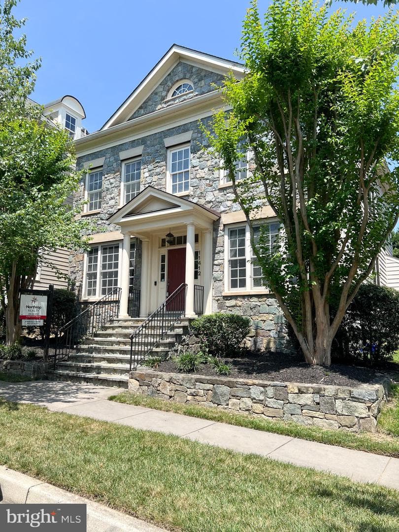11412 Ellington Street photo 1