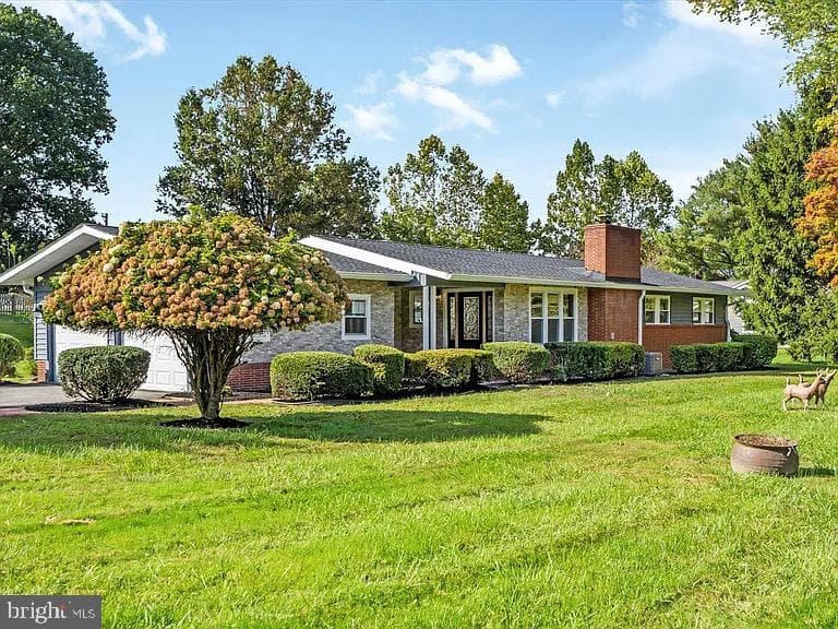 4602 Westhill Rd photo 1
