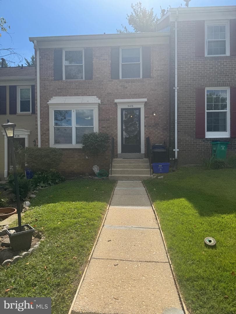 5416 Morning Glory Court photo 1