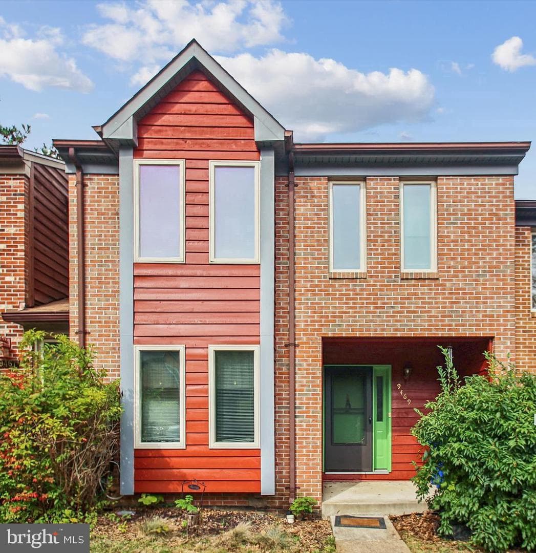 9469 Clocktower Lane photo 1