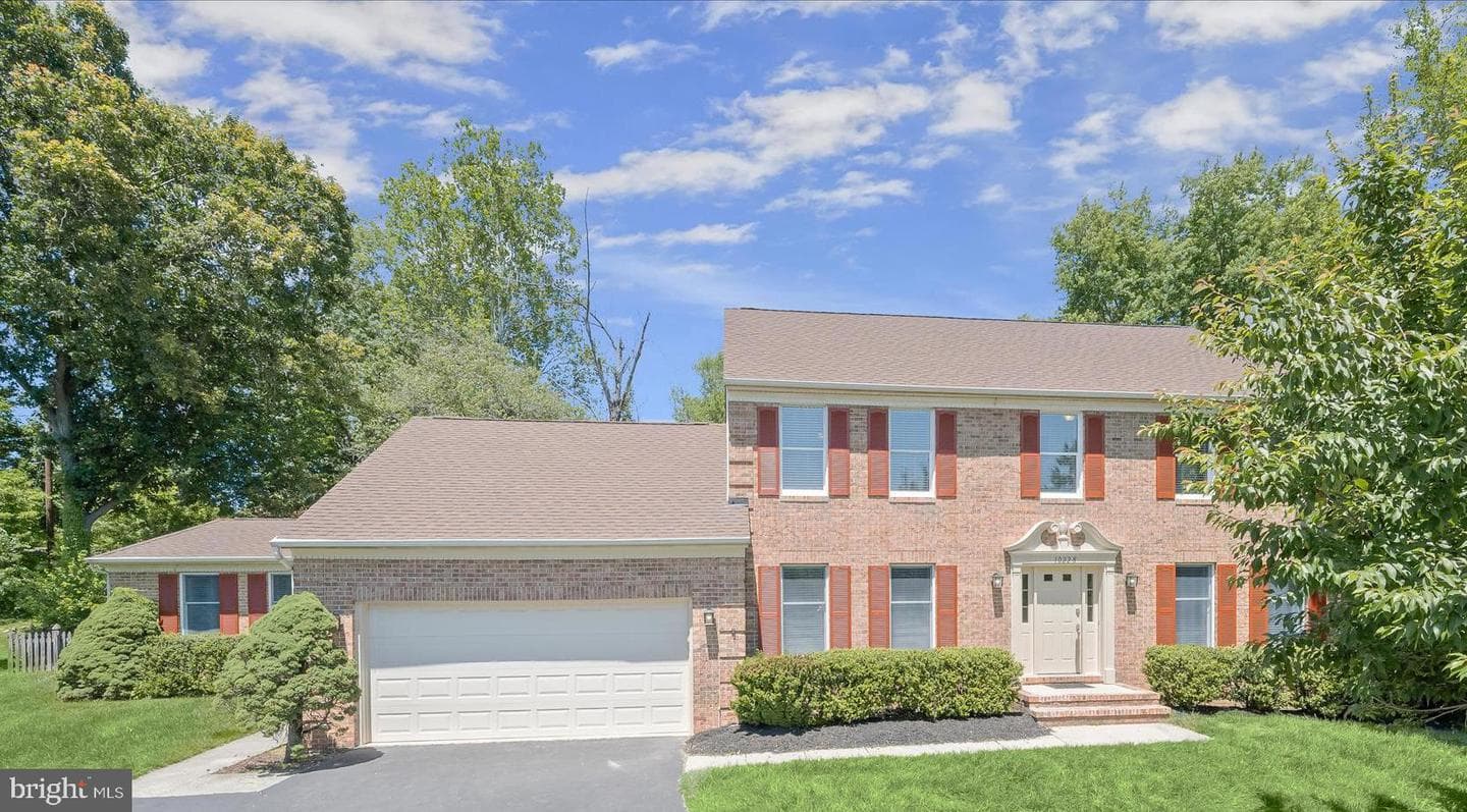 10228 Clubhouse Court