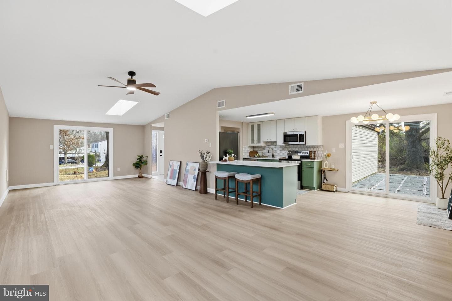 9029 Flicker Place photo 1
