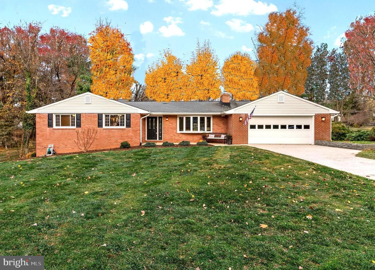 10774 W Crestview Lane photo 1