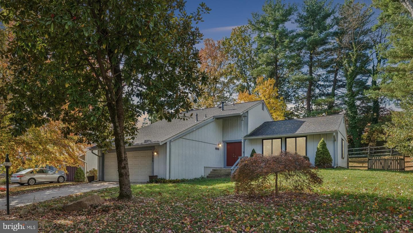 8988 Sidelong Place photo 1