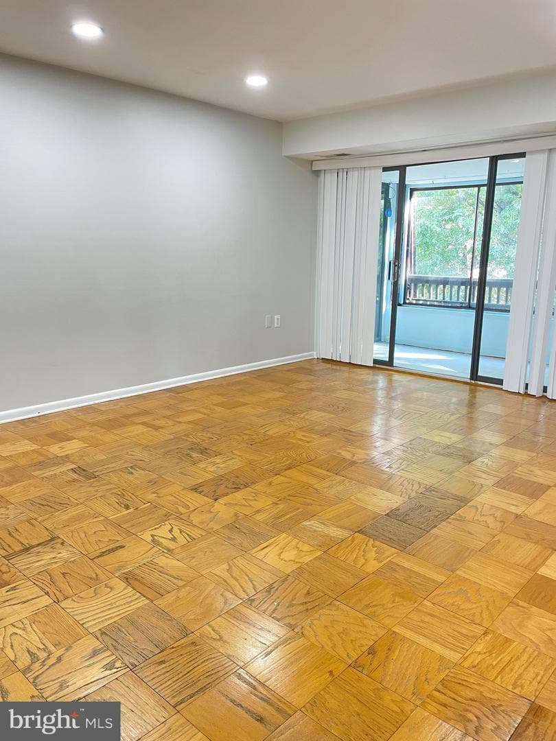 5234 W Running Brook Road #301 photo 1