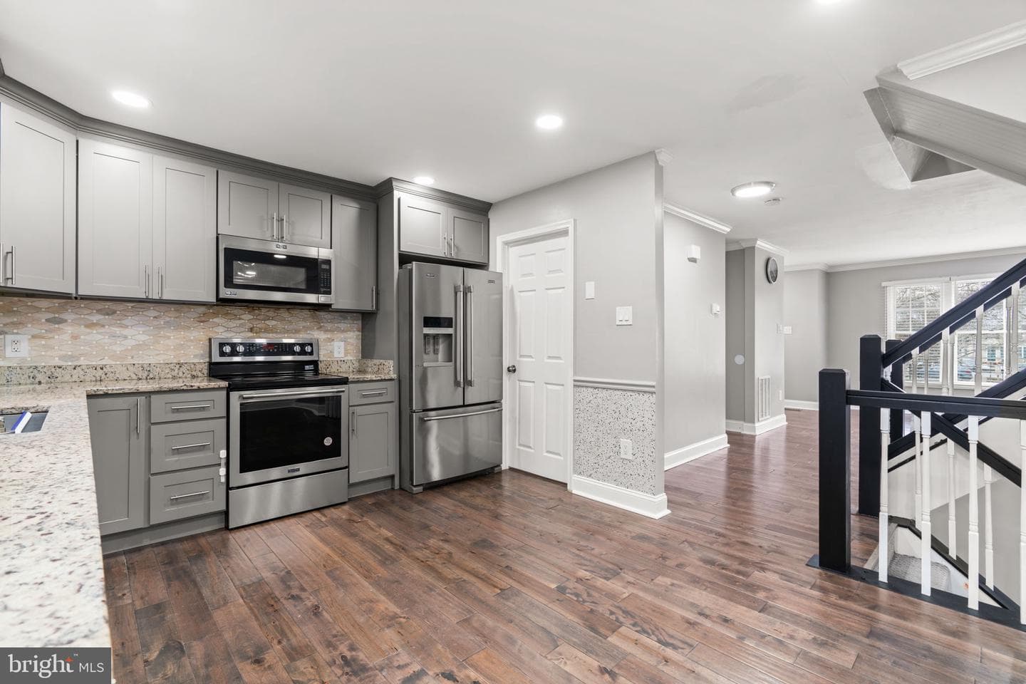9339 Kendal Circle photo 1