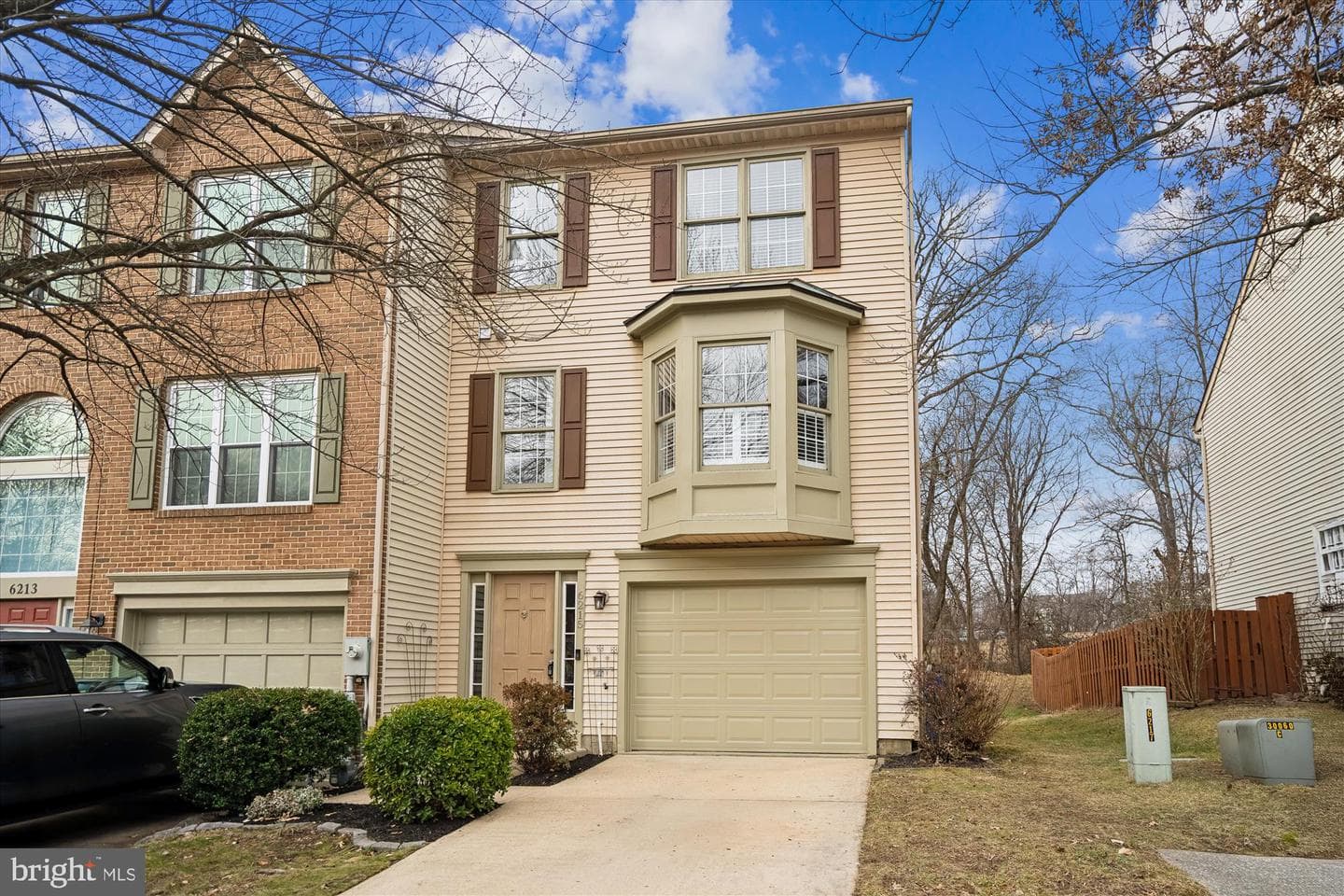 6215 Stratford Court photo 1