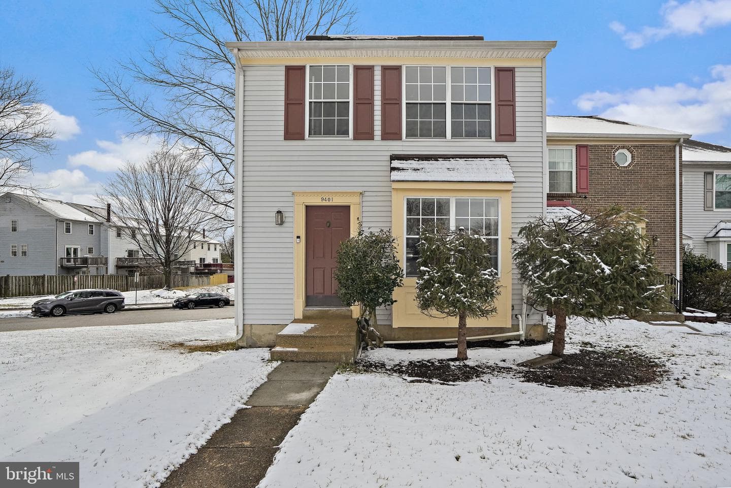9401 Riverbrink Court