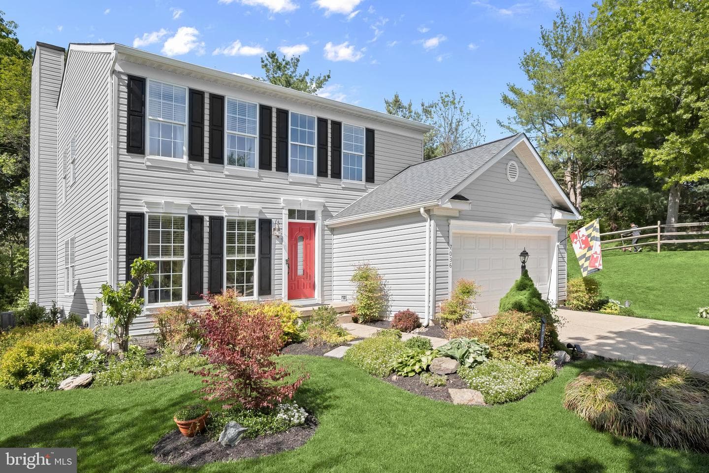7036 Garden Walk