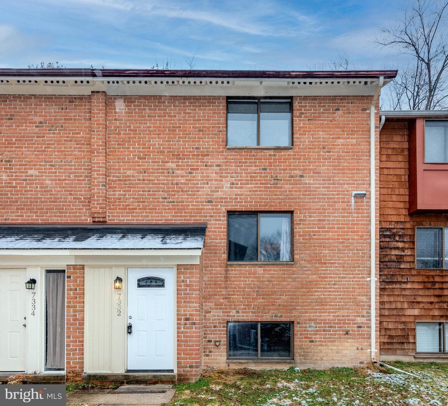 7332 Mossy Brink Court photo 1