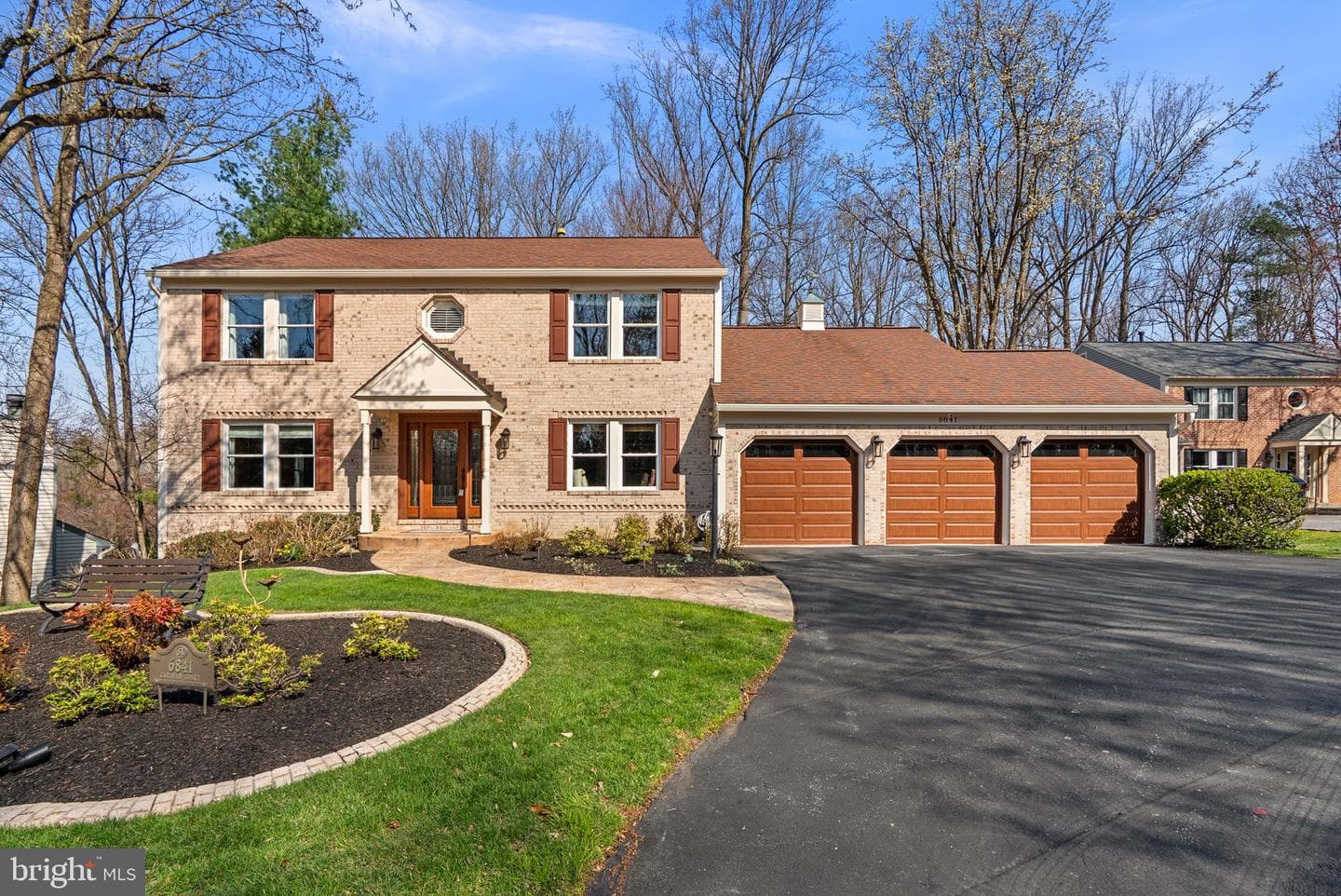 6841 Caravan Court