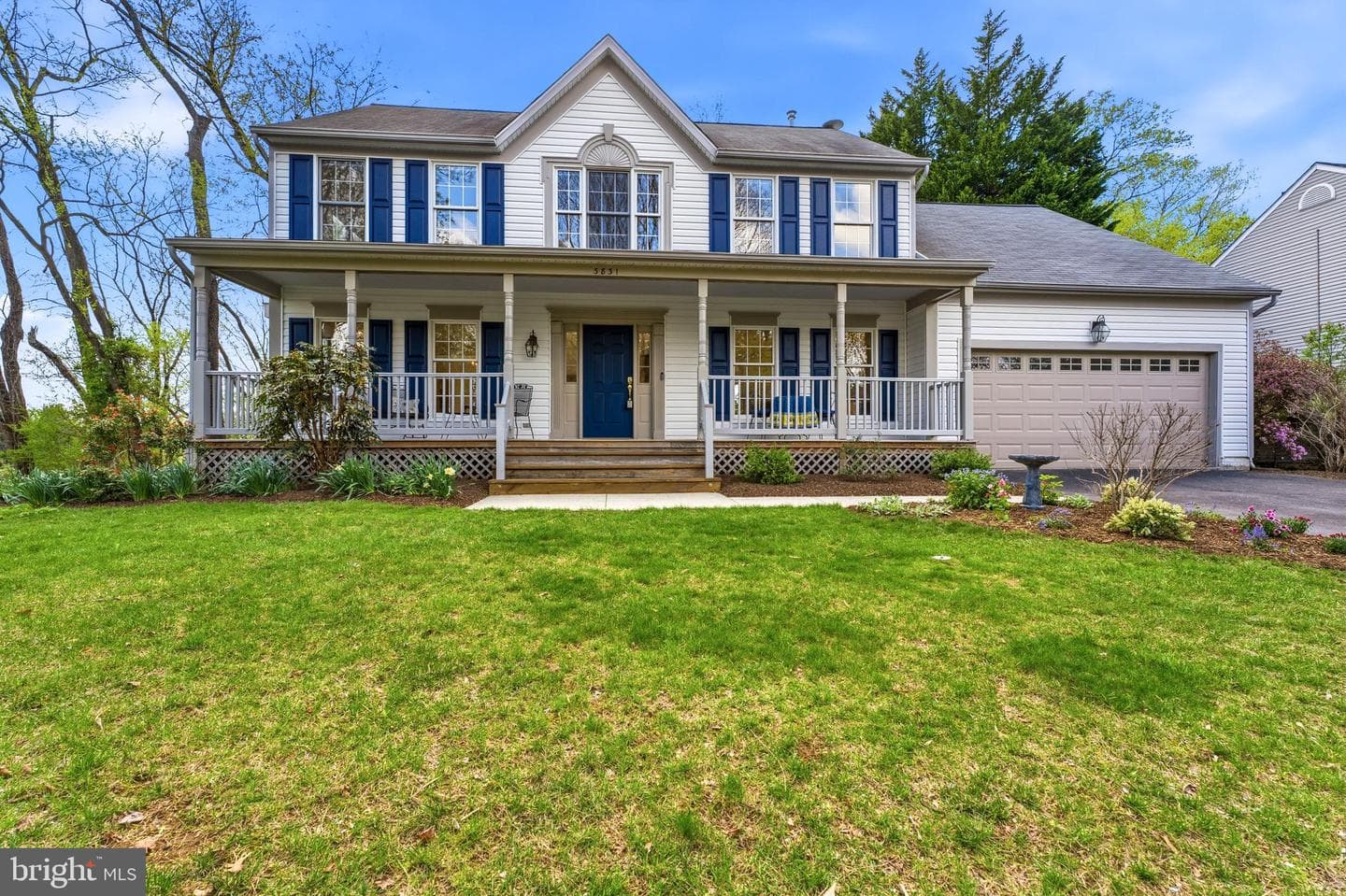 3831 Parrot Drive