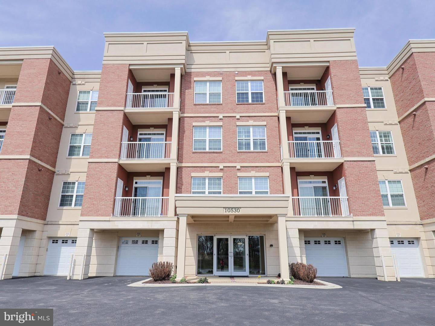 10530 Resort Road #102