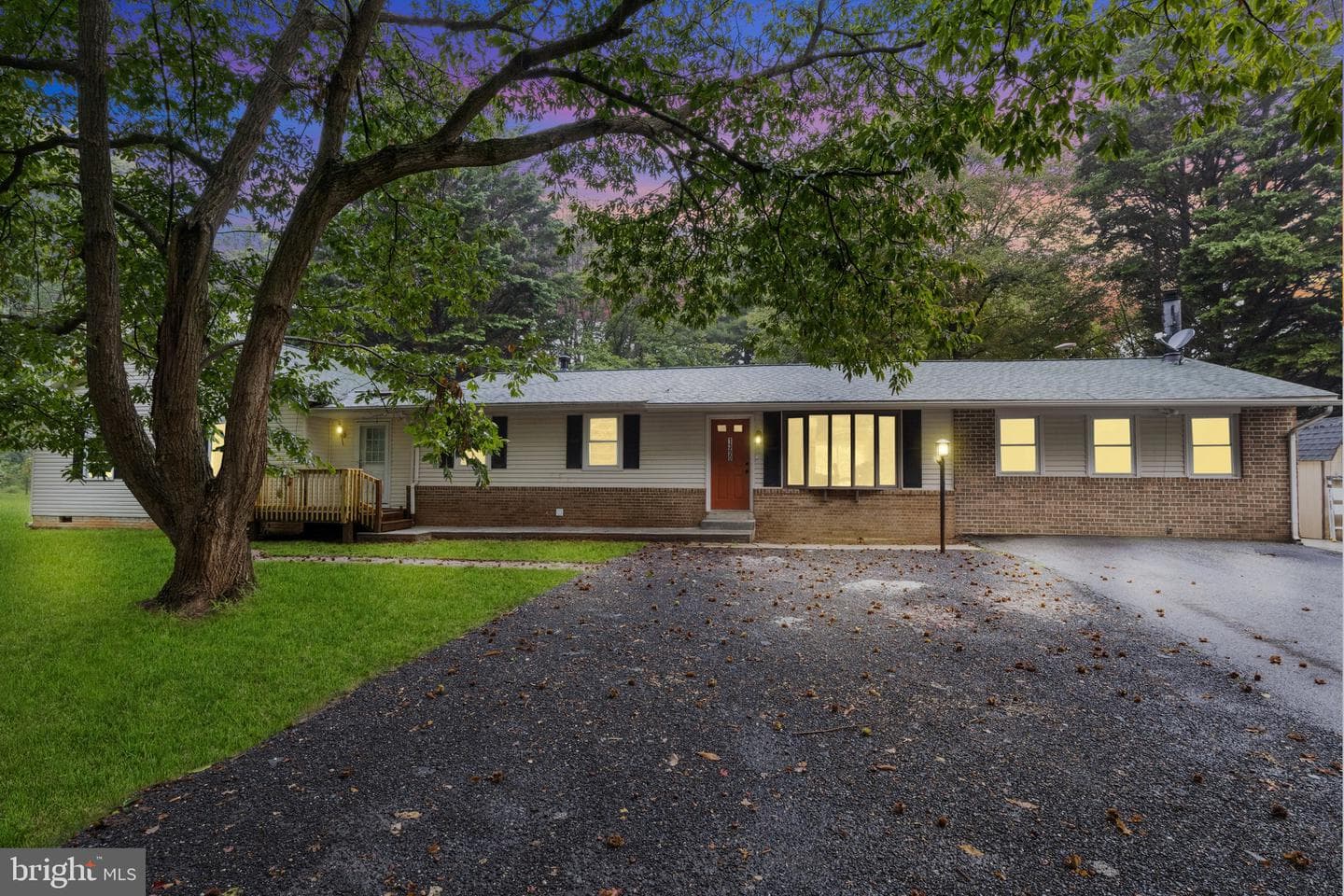1390 W Route 97