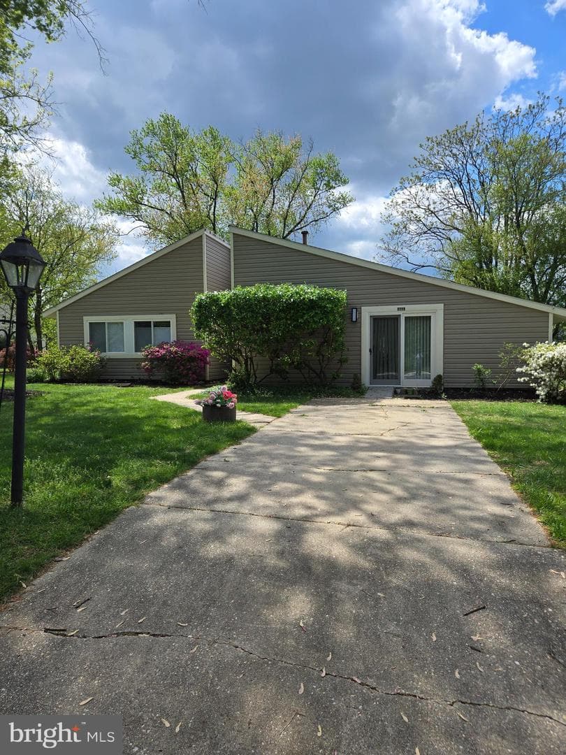 9447 Sohap Lane