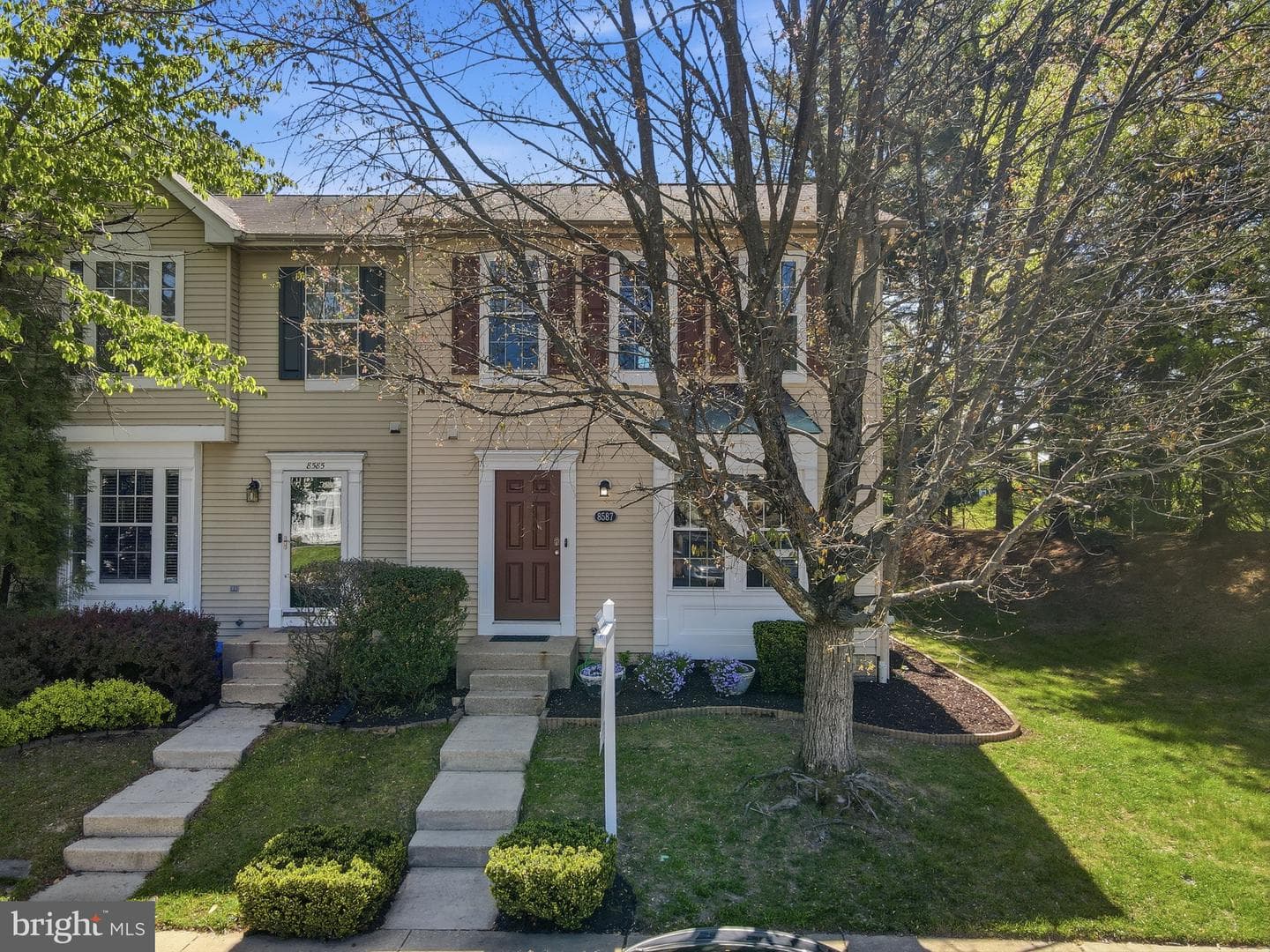 8587 Black Star Circle photo 1