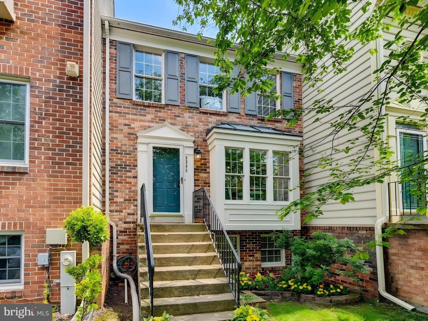 9345 Breamore Court photo 1