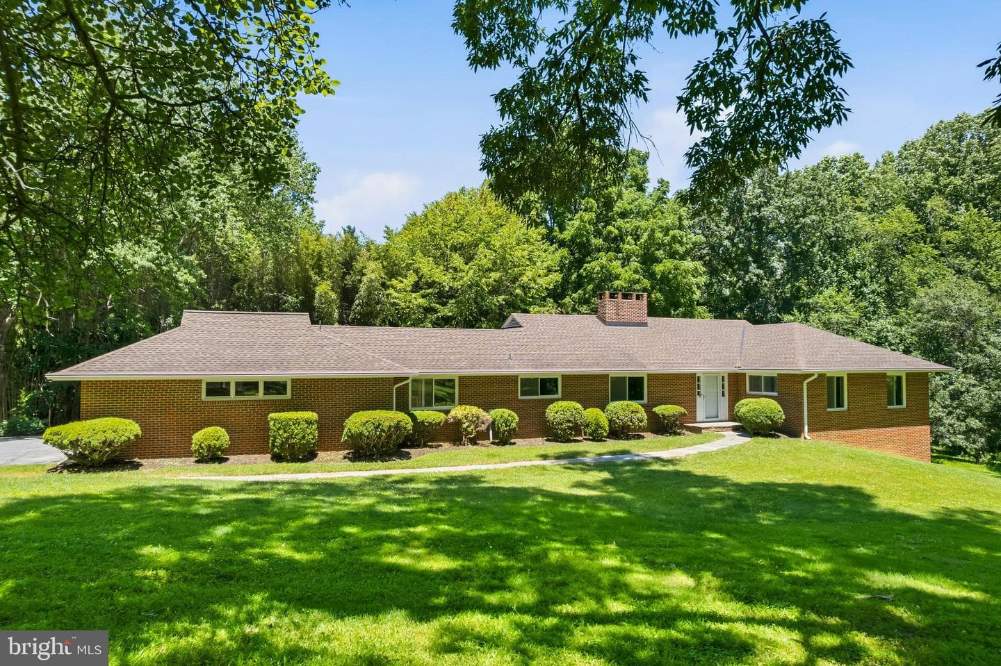 6281 Linkythorn Lane, Clarksville